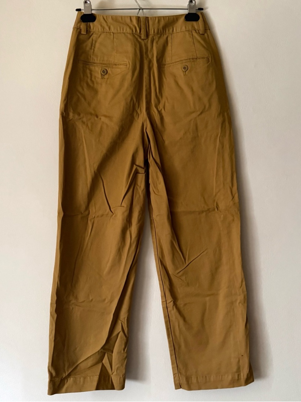 Uniqlo size 2 Wheat Khaki Chino Pant - Picture 3 of 6